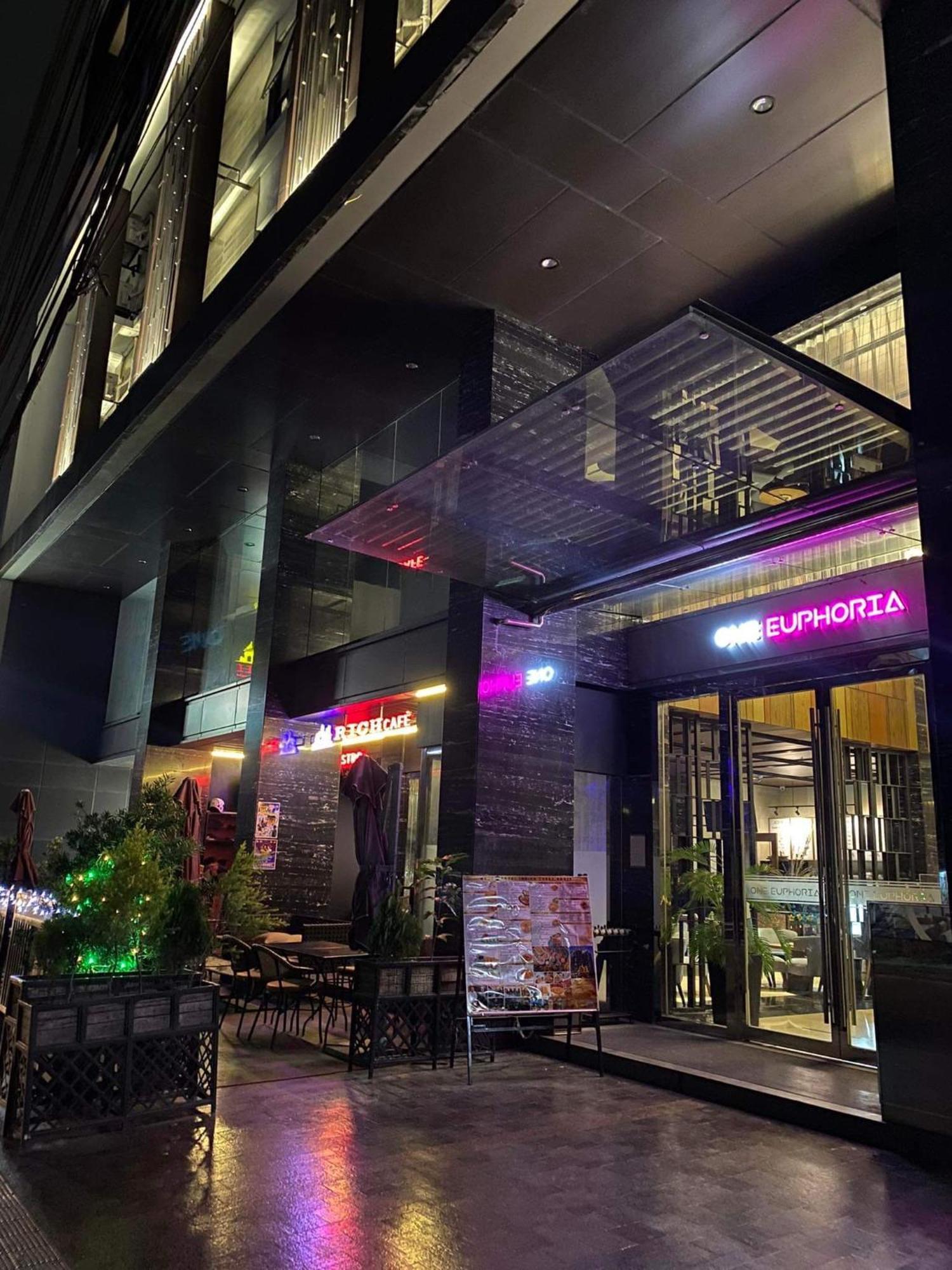 One Euphoria Prime Suite Hotel Angeles Kültér fotó